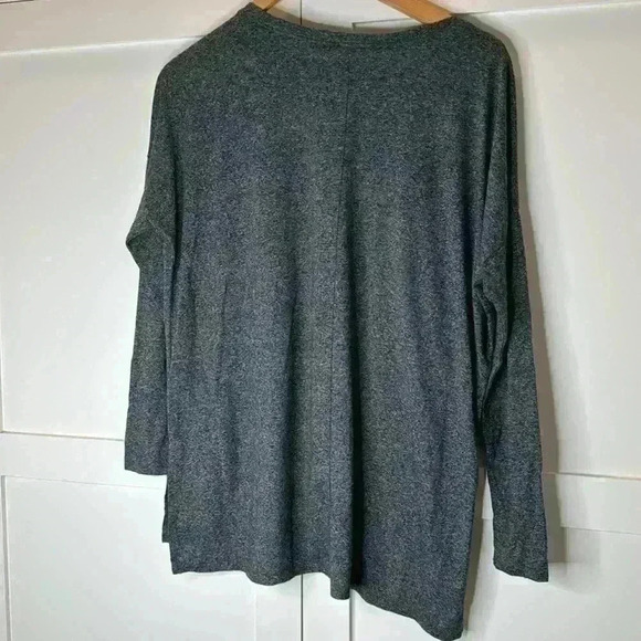 Abercrombie & Fitch Charcoal Gray Long sleeve tshirt xs/s - Picture 8 of 8